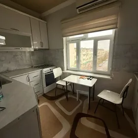 Howdan “W” mirin ugry