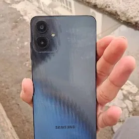 Samsung A06