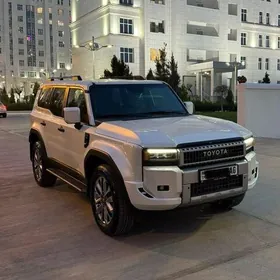 Toyota Land Cruiser Prado 2024
