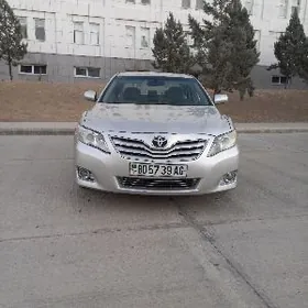 Toyota Camry 2011