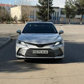 Toyota Camry 2022
