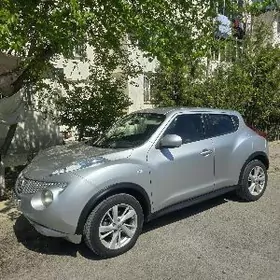 Nissan JUKE 2013