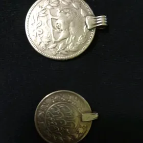 2 старинные серебряные монеты