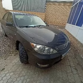 Toyota Camry 2005
