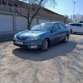Toyota Camry 2003