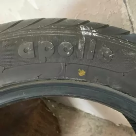 Apollo 205/55R16
