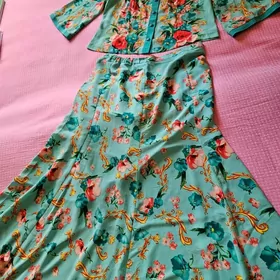 ЖЕНСКОЕ ПЛАТЬЕ