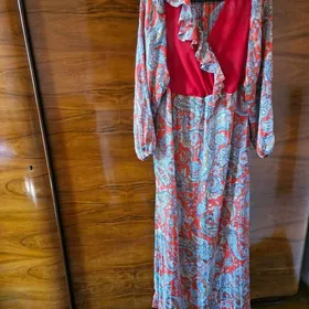 ЖЕНСКОЕ ПЛАТЬЕ