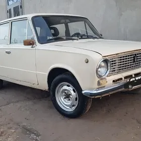 Lada 2104 1980