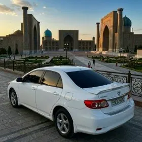 Toyota Corolla 2011