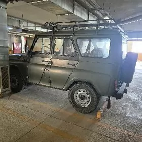 UAZ 469 2014