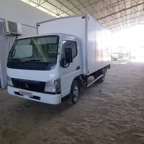 Mitsubishi Fuso 2011