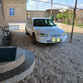 Toyota Camry 1999