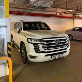 Toyota Land Cruiser 2023