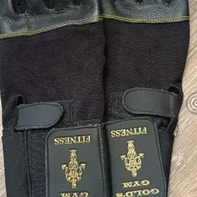 Перчатки для фитнеса.
