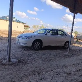 Toyota Camry 2003
