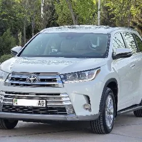 Toyota Highlander 2019