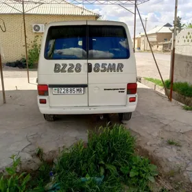 Toyota Hiace 2002