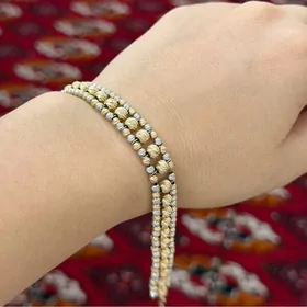 Gyzyl dakylmadyk braslet