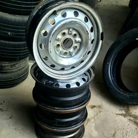 15 lik camry diska  komplekt.