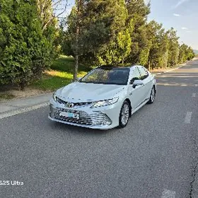 Toyota Camry 2024