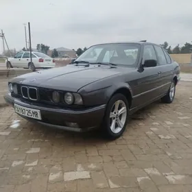 BMW 525 1990