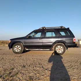 Nissan Pathfinder 1997