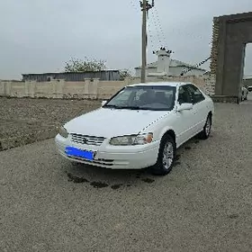 Toyota Camry 1999