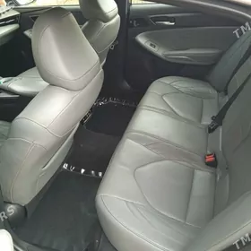 Toyota Avalon 2020