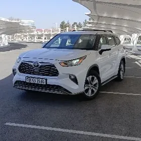 Toyota Highlander 2020