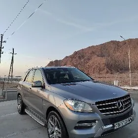 Mercedes-Benz ML350 2012