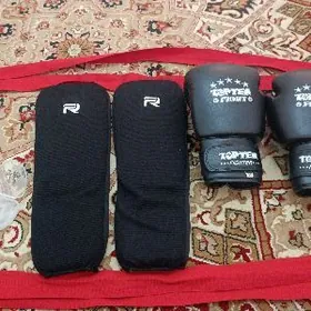 Перчатки по кикбоксингу