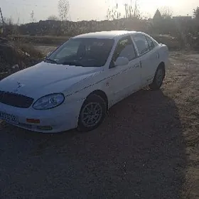 Daewoo Leganza 1998