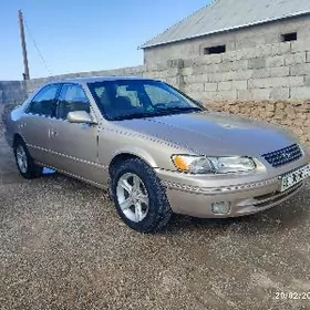 Toyota Camry 1999