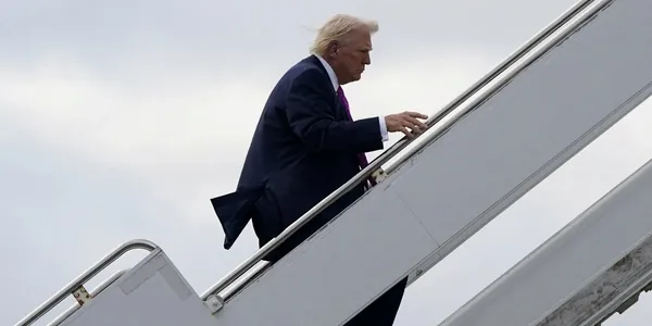 Floridanyň ýolbaşçylygy Palm-Biç aeroportyna Donald Trampyň adyny dakmagy meýilleşdirýär