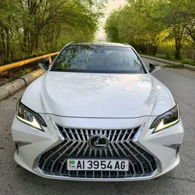 Lexus ES 350 2022