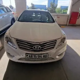 Hyundai Grandeur 2012