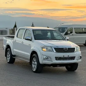 Toyota Hilux 2014