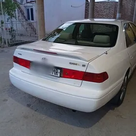 Toyota Camry 1999