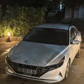 Hyundai Elantra 2021