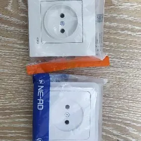 Розетки новые