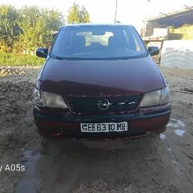 Opel Sintra 1999