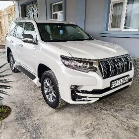 Toyota Land Cruiser Prado 2023