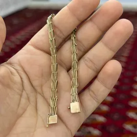 Gyzyl yerewan braslet