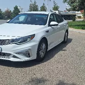 Kia Optima 2019