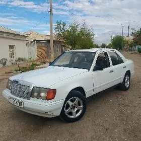 Mercedes-Benz 230E 1989