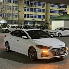 Hyundai Elantra 2018