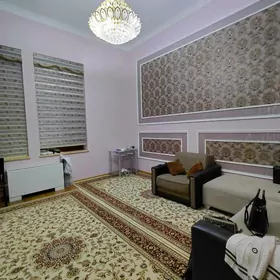 Нефтегаз 3 комн 1 этаж