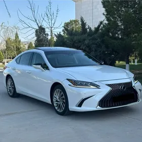 Lexus ES 350 2019