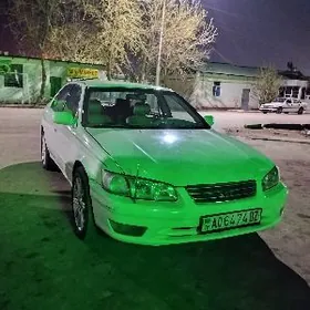 Toyota Camry 2000
